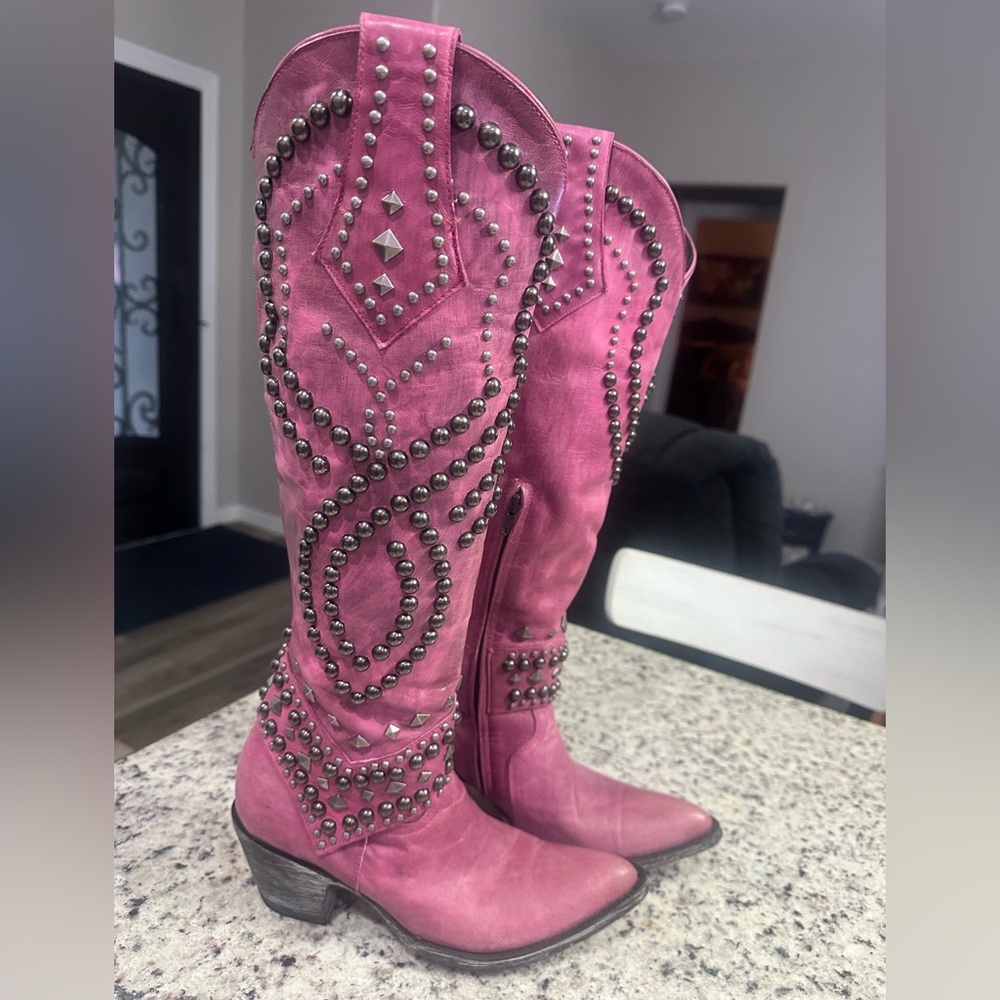Old Gringo Belinda Studded Pink Cowgirl Biker Boots. So SEXY!